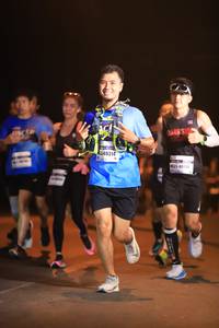 BIB: 48314, 406
                            <button type="button" onclick="openModal(7657646)" class="btn btn-primary btn-sm float-right btn-popup" data-toggle="modal" data-target=".modal-high-quality">
                        <i class="fas fa-shopping-cart"></i> Add to Cart
                    </button>
                                            <button type="button" onclick="isThisMe(7657646, true)" class="btn btn-success btn-sm float-right btn-popup btn-isme hidden" data-toggle="tooltip" data-placement="bottom" title="นี่คือรูปของคุณใช่ไหม คลิกที่นี่เพื่อเอาเข้าอัลบั้ม">
                        <i class="fas fa-plus"></i> Add to album
                    </button>
                    <button type="button" onclick="isThisMe(7657646, false)" class="btn btn-warning btn-sm float-right btn-popup btn-isnotme hidden">
                        <i class="fas fa-ban"></i> Remove from album
                    </button>